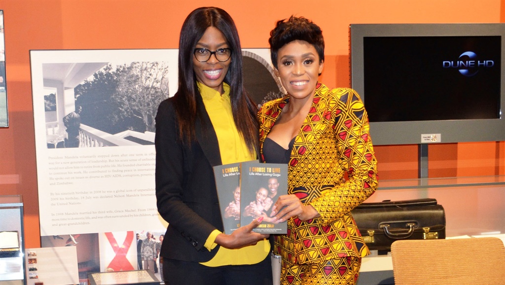 Letshego Zulu (right) with a guest at the Nelson Mandela Foundation