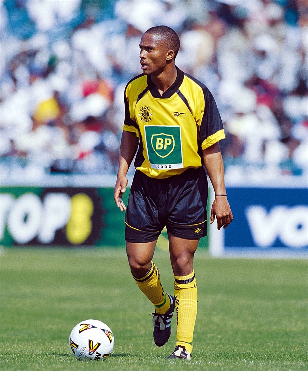 Themba Seli during the BP Top 8 3rd/4th place play-off at FNB Stadium in August 2000. 