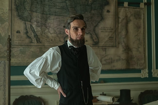 Carel Nel as Abraham Lincoln in Grant. 