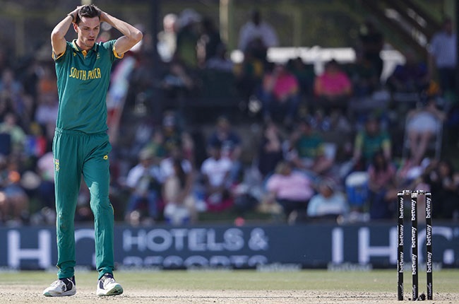 Sport | Hapless Proteas malfunction with bat and ball again as second-string Aussies gallop to win