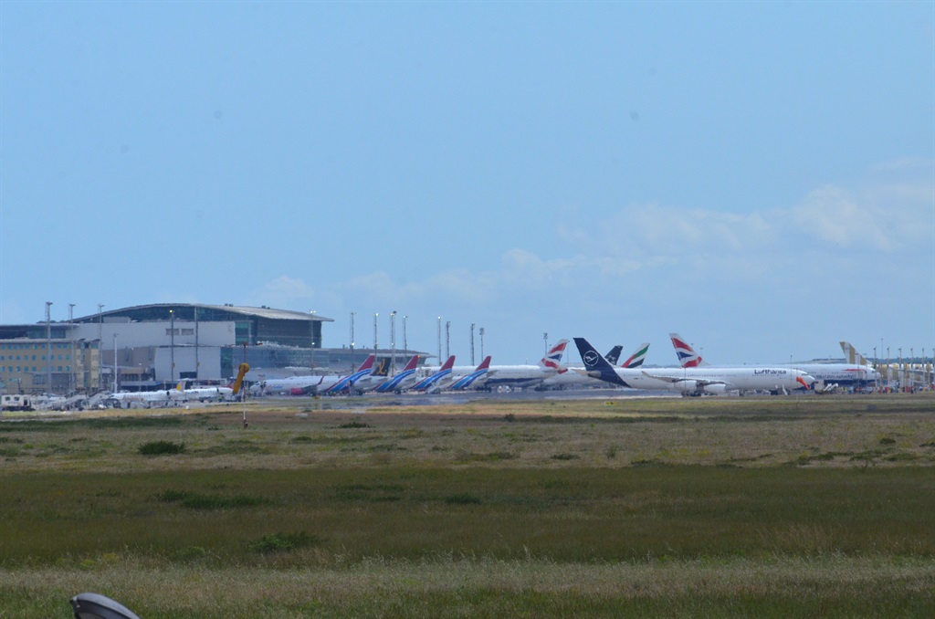 Flights have returned in Cape Town after a technical glitch. Photo by Lulekwa Mbadamane 