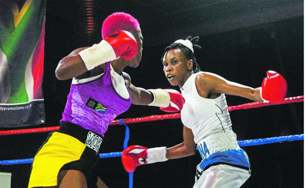 Bukiwe ‘Anaconda’ Nonina (right) wants to challenge for the IBF bantamweight title Picture: sydney seshibedi  / gallo images 