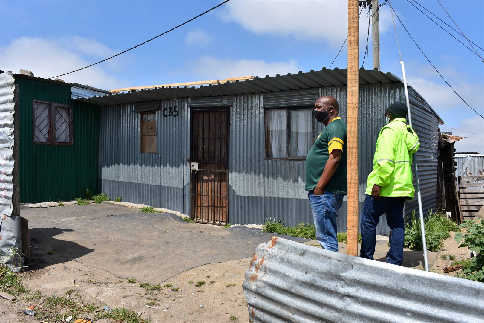 A shack in Barcelona squatter camp in Gugulethu, Cape Town where Chinese women were kept after allegedly being abducted in Delf.Photo by Buziwe Nocuze