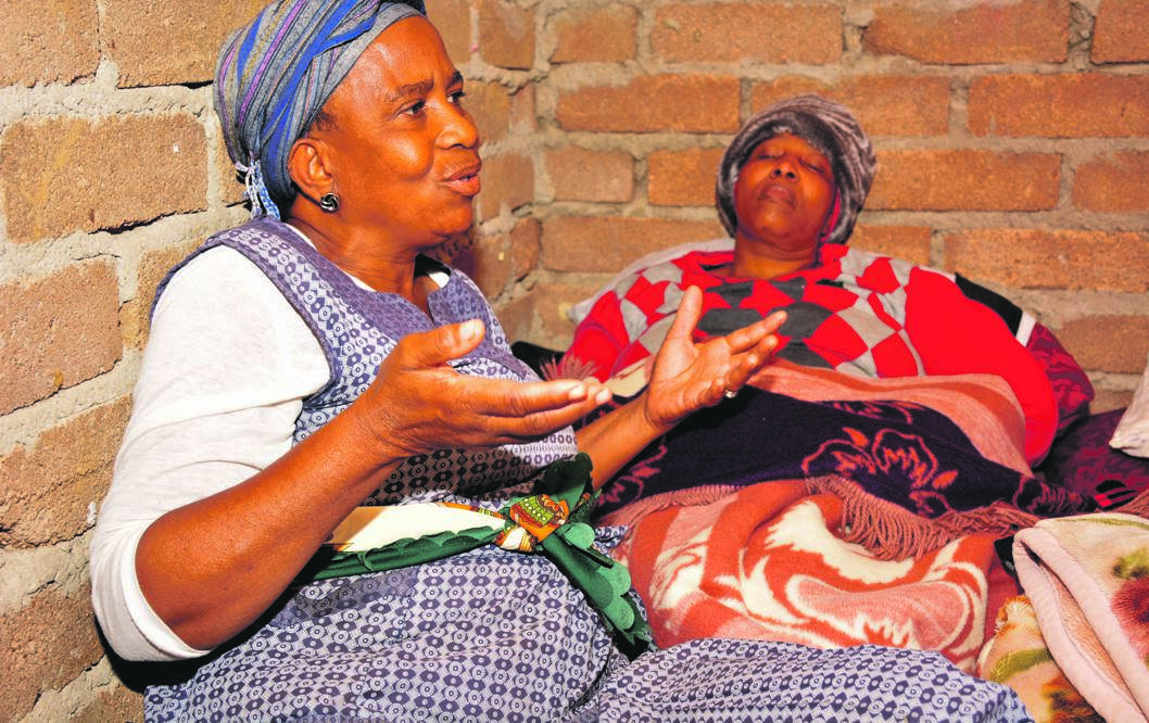 Jane Zondi and Salamina Morungoa want justice.   Photo by      Morapedi Mashashe