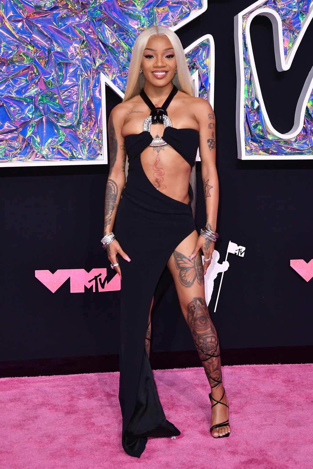 Why Nicki Minaj's Barbiecore Fashion at MTV VMAs Was Pure Nostalgia