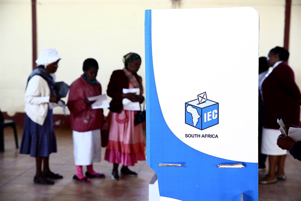 South Africans will go to the polls on 1 November to vote for their ward councilors and municipal leaders.