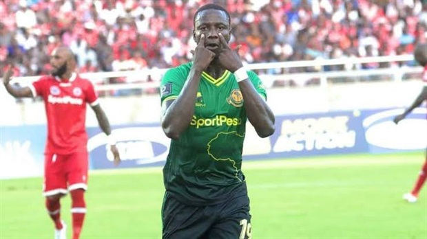 <p><strong><span style="text-decoration:underline;">GHANAIAN STAR JOINS SEKHUKHUNE UNITED</span></strong></p><p><strong>Michael Sarpong</strong> has joined Sekhukhune United on a one-year deal, with an option to renew.

The Ghanaian striker is now waiting for his work permit. - <strong>Report</strong></p>