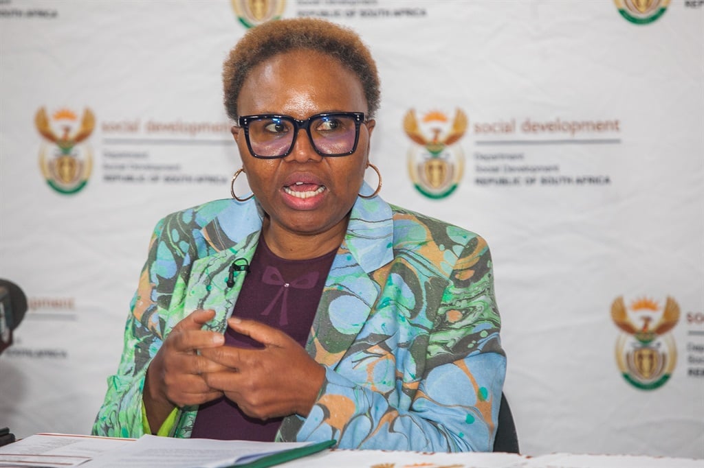 Social Development Minister Lindiwe Zulu revealed that 40 Sassa officials are implicated in corruption.