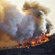 Australia warns of worse fires, heat as El Niño kicks in