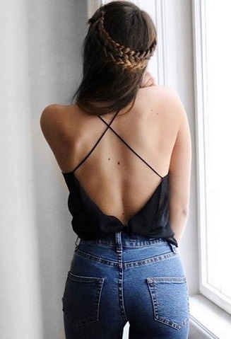 How to Wear Backless Tops if You Have Boobs