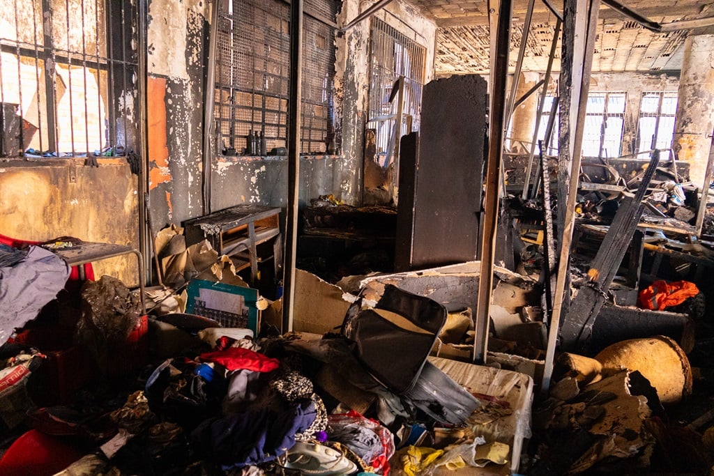 News24 | Joburg fire: Sister of victim breaks down in court as alleged arsonist makes first appearance