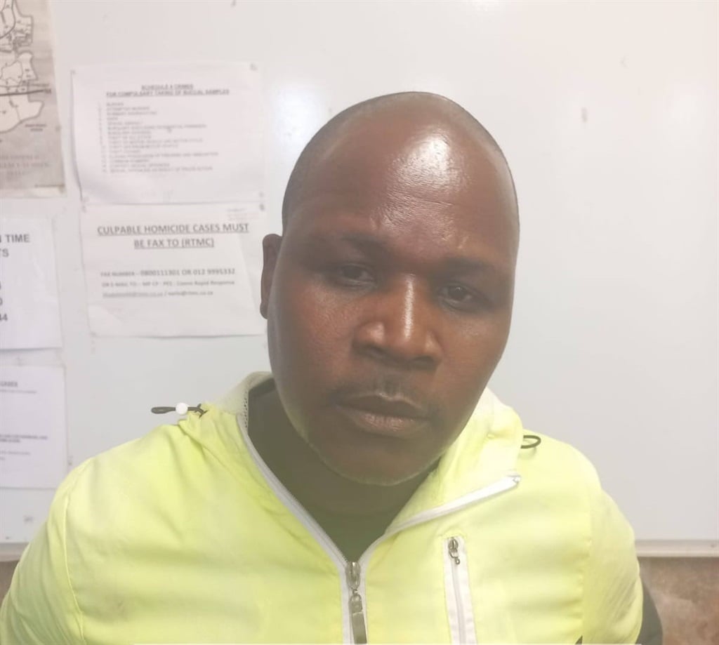 Mpumalanga police launched a manhunt for Nqubeko Mchunu, accused of murdering a protester in Mpumalanga.