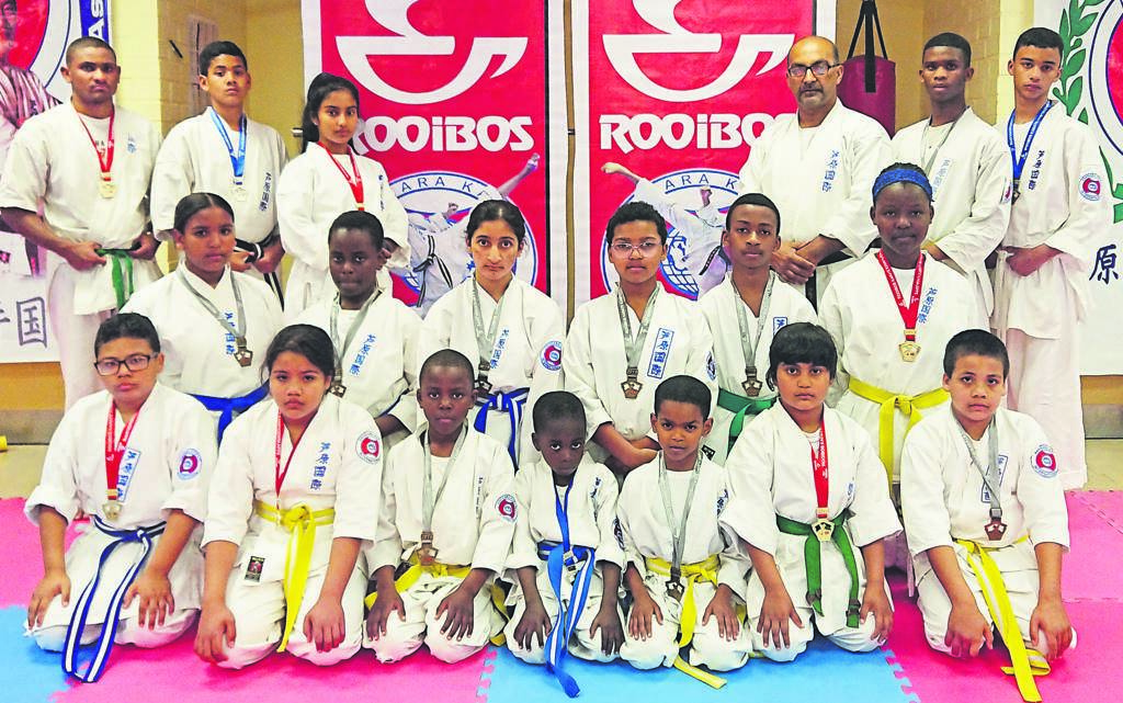 Dojo se jonges oes fluks medaljes Die Son