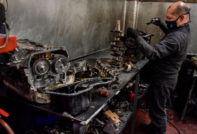 mechanic, workshop, car parts