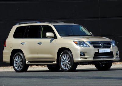 STREET SMARTS: A new body kit for the Lexus LX570's take on the daily urban jungle commute.