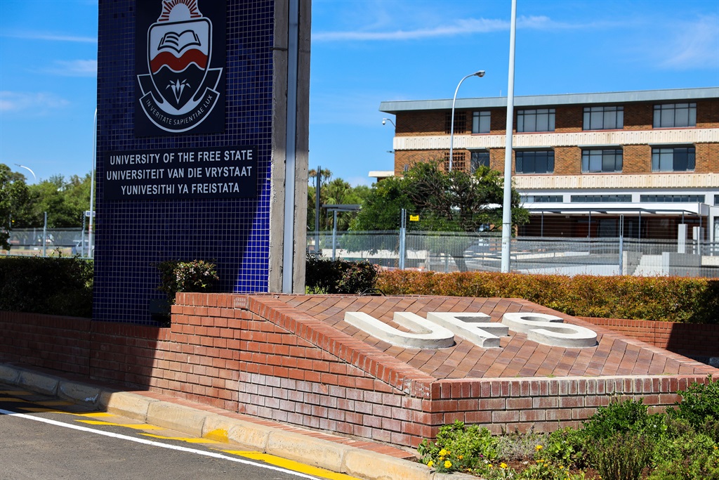 The University of the Free State is probing two alleged racist incidents involving two students and a senior lecturer. 