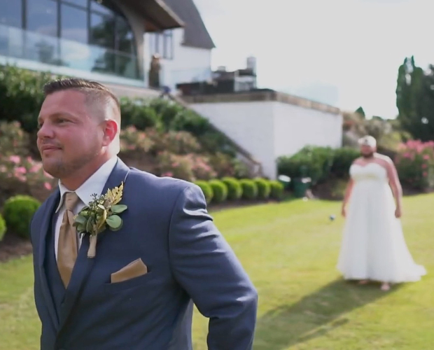 Hilarious prank sees groom nearly marry best man (