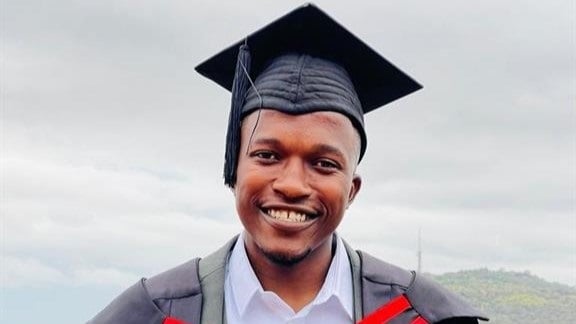 Oliver Moshiga has finally graduated after the challenges he faced while working as a security guard and studying at the same time.