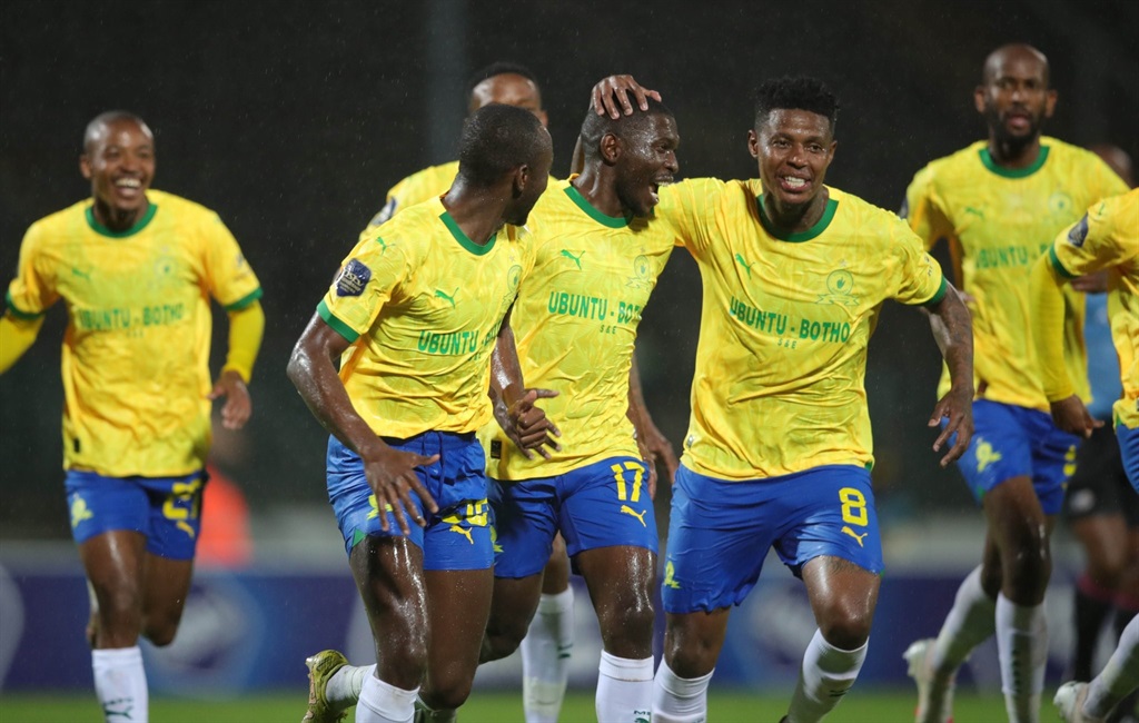 Mamelodi Sundowns made it eight league wins on the trot this season after a 3-1 victory over Stellenbosch FC.