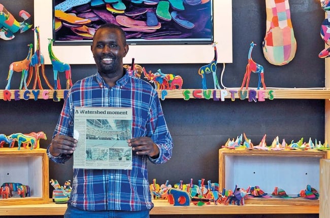 Artist Davis Ndungu has been recycling old beach sandals and turning them in to eye-catching sculptures for the past 10 years.