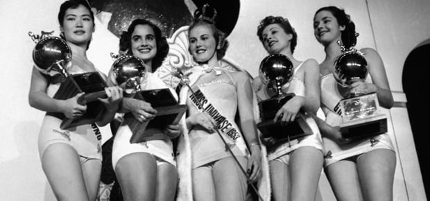 Miss Universe 1952 winner alongside the rest of the top 5 (Photo: Getty Images)