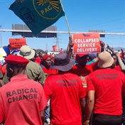 EFF marches to put brakes on taxi troubles  