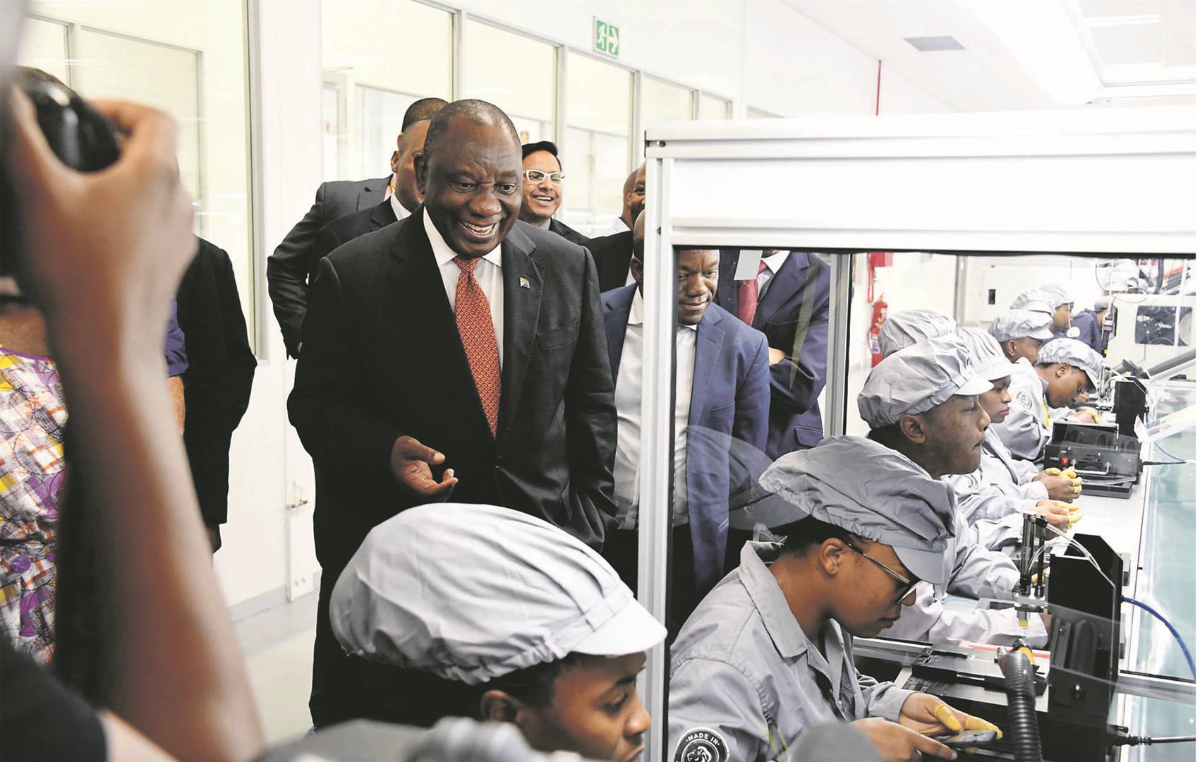 President Cyril Ramaphosa witnessed the opening of the Mara Group smartphone factory in Durban on Thursday last week, the second to be opened by the group on the continent. The first plant was opened in Kigali, Rwanda last week