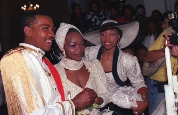 Brenda Fassie and Nhlanhla Mbambo with Yvonne Chaka Chaka during their wedding. Photo from Twitter