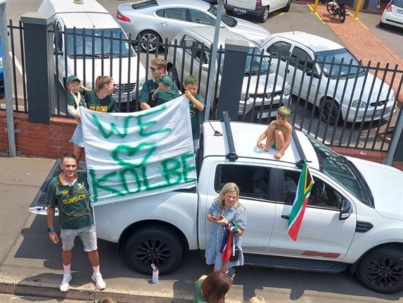 <p>Cheslin Kolbe is reportedly not on the Durban-leg of the Springbok tour but his fans have come out to show their support.</p><p>Image:&nbsp;Nkosikhona Duma</p>