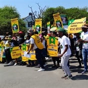 WATCH | Heavy private security presence as ANCYL threatens citizens arrest on 'corrupt' Pappas 
