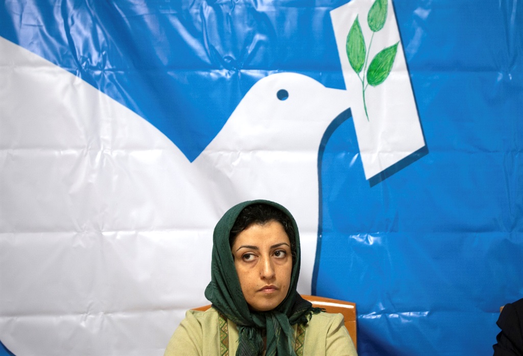 News24 | Iran women's activist Narges Mohammadi wins peace Nobel