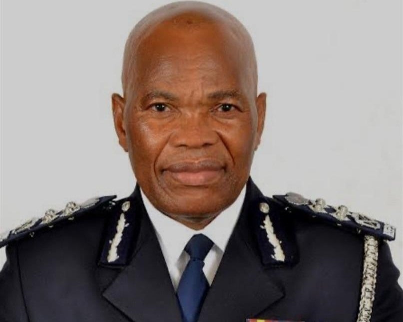 Eswatini Police Commissioner William 'Tsitsibala' Dlamini collapsed and died at OR Tambo International Airport on Saturday.