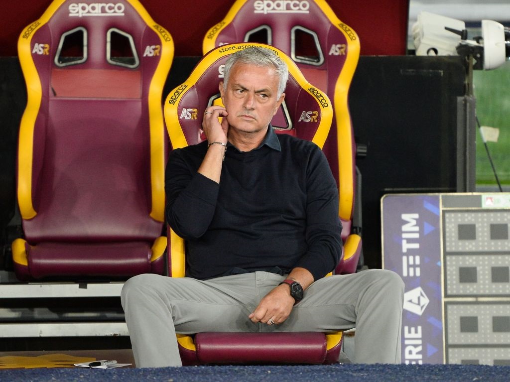 ROME, ITALY - SEPTEMBER 17: Jose Mourinho head coach of AS Roma gestures during the Serie A TIM match between AS Roma and Empoli FC at Stadio Olimpico on September 17, 2023 in Rome, Italy. (Photo by Silvia Lore/Getty Images)