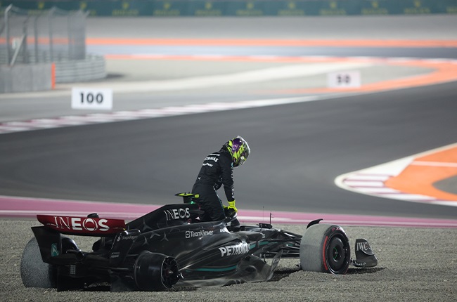 F1 2023: Verstappen wins Qatar GP, Hamilton crashes into teammate