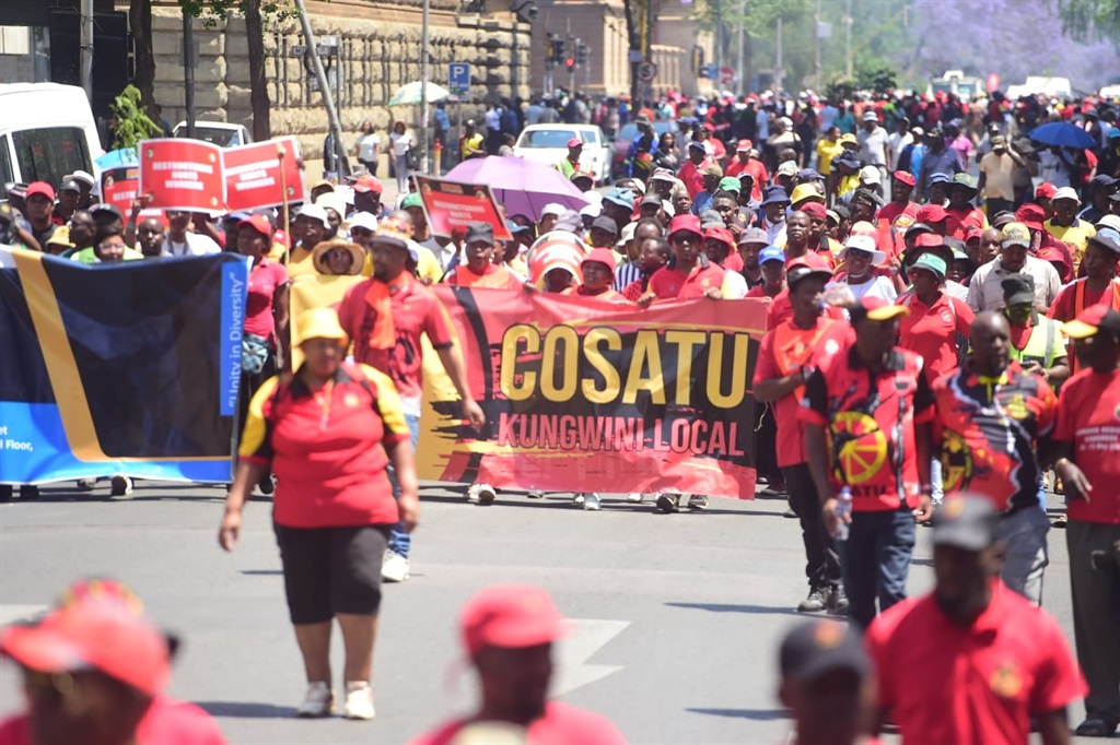 Cosatu members marched to Treasury and Tshwane House on Friday, 6 October. Photos by Raymond Morare 