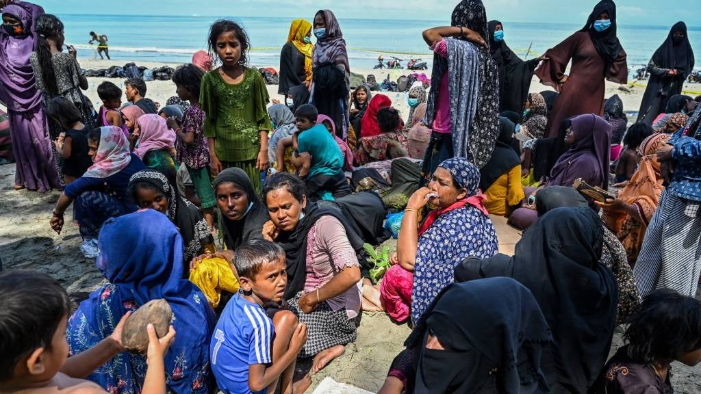 News24 | About 400 Rohingya land in Indonesia, adds to surge of recent arrivals