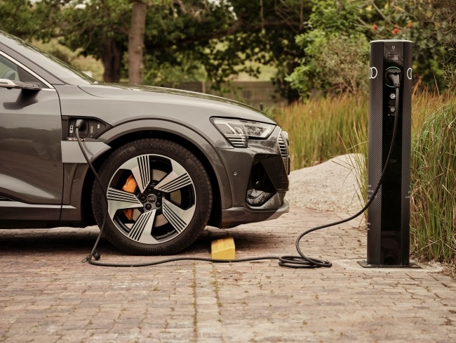 Recharging a powerful EV from a compact charger is time-consuming. Very. (Photo: Audi SA)