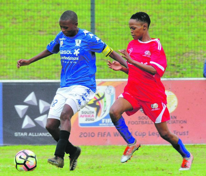 Fighting inequality in football JVW FC captain Nompumelelo Nyandeni evades Refilwe Kobote of Royal Wizards in a Sasol National Championship Women’s League match recentlyPHOTO: Sydney Mahlangu / BackpagePix