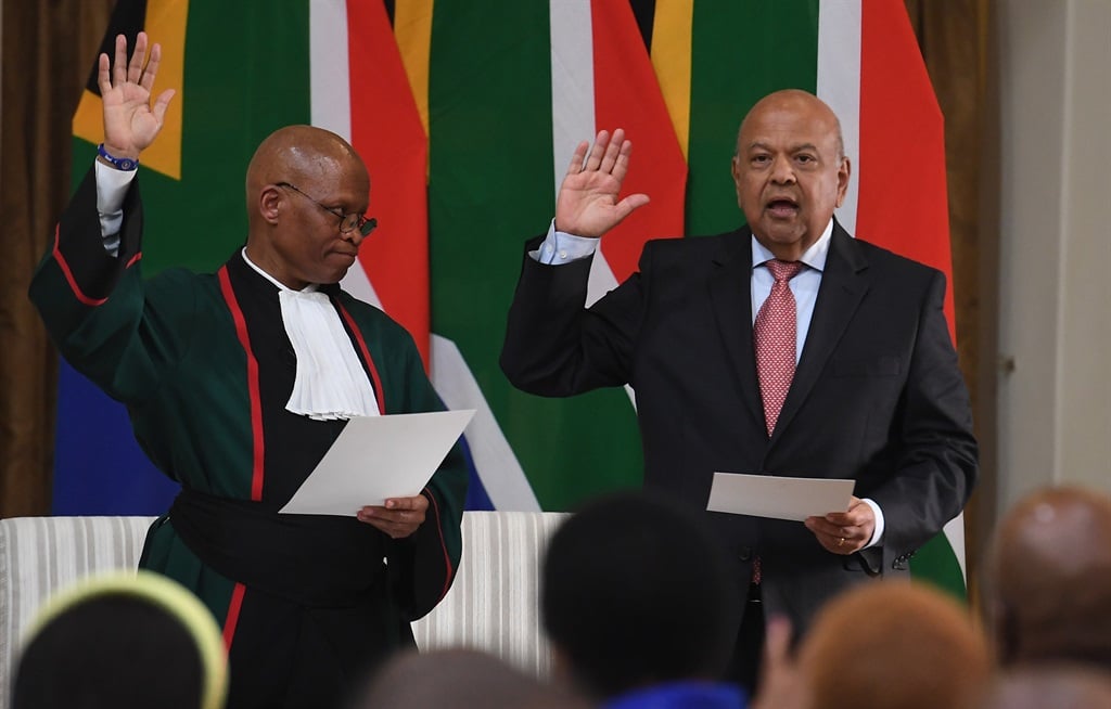 Pravin Gordhan has sought to clarify a meeting he had with Chief Justice Mogoeng Mogoeng in 2016. (Photo: Felix Dlanagamandla/Gallo Images/File)