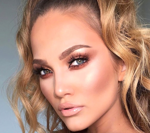 This student looks just like Jennifer Lopez – and it’s freaking us out ...