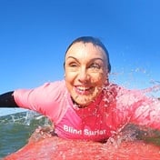 Visually impaired mom makes a splash after qualifying for para-surfing world champs