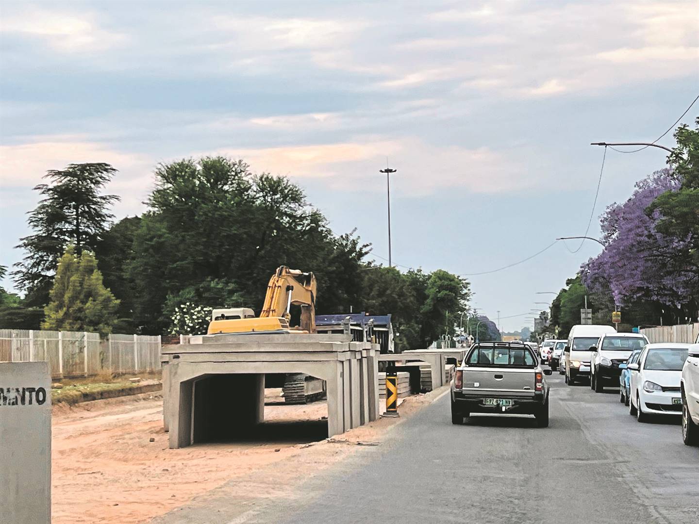 The decision of the North West department of public works and roads to award a R47 million tender for the refurbishment and maintenance of Nelson Mandela Drive in Mahikeng has turned into a nightmare 
