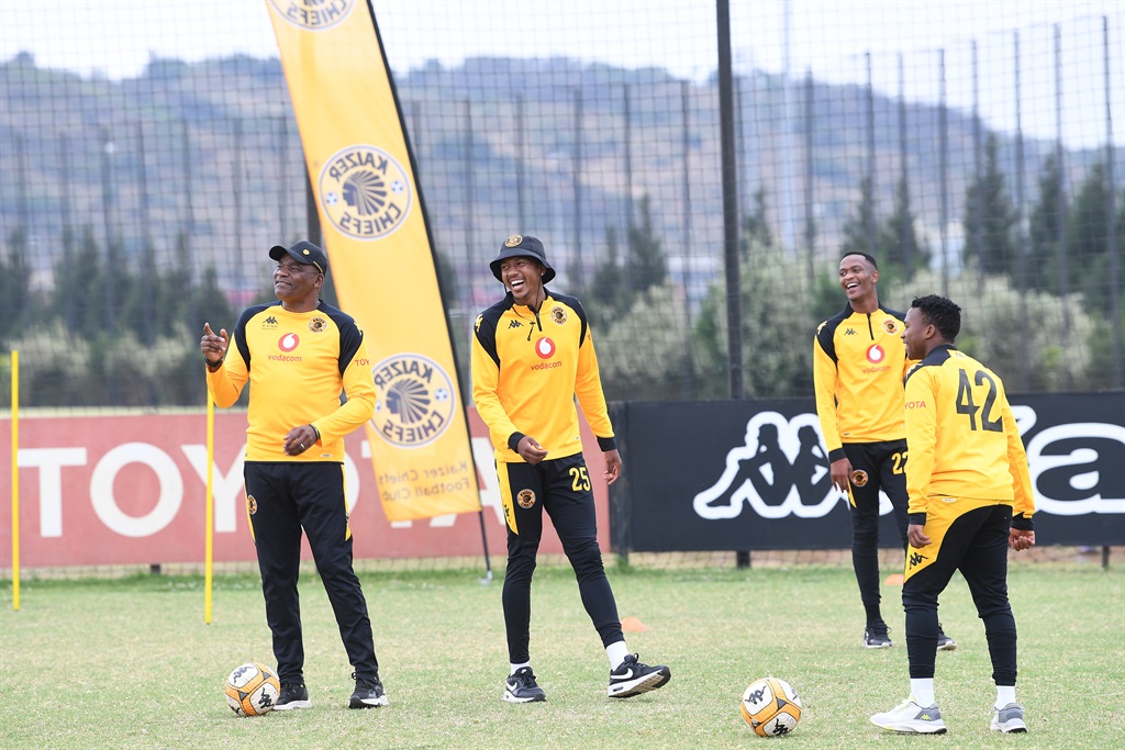 JOHANNESBURG, SOUTH AFRICA - OCTOBER 11: Kaizer Chiefs head coach Molefi Ntseki with players during the Kaizer Chiefs Heart on Sleeve CSI Activation at Kaizer Chiefs Village on October 11, 2023 in Johannesburg, South Africa. (Photo by Lefty Shivambu/Gallo Images)