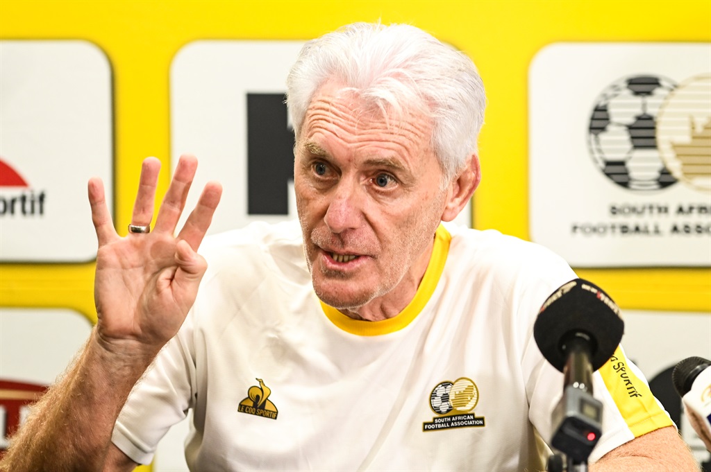 DURBAN, SOUTH AFRICA - NOVEMBER 17: Hugo Broos, coach of South Africa during the South Africa mens national soccer team training session and press conference at Moses Mabhida Stadium on November 17, 2023 in Durban, South Africa. (Photo by Darren Stewart/Gallo Images),f§Ù