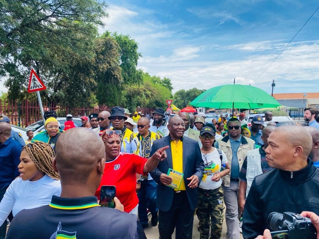 News24 | 'We are confident we will win Gauteng' - Ramaphosa to shoppers, residents, on ANC voter registration drive