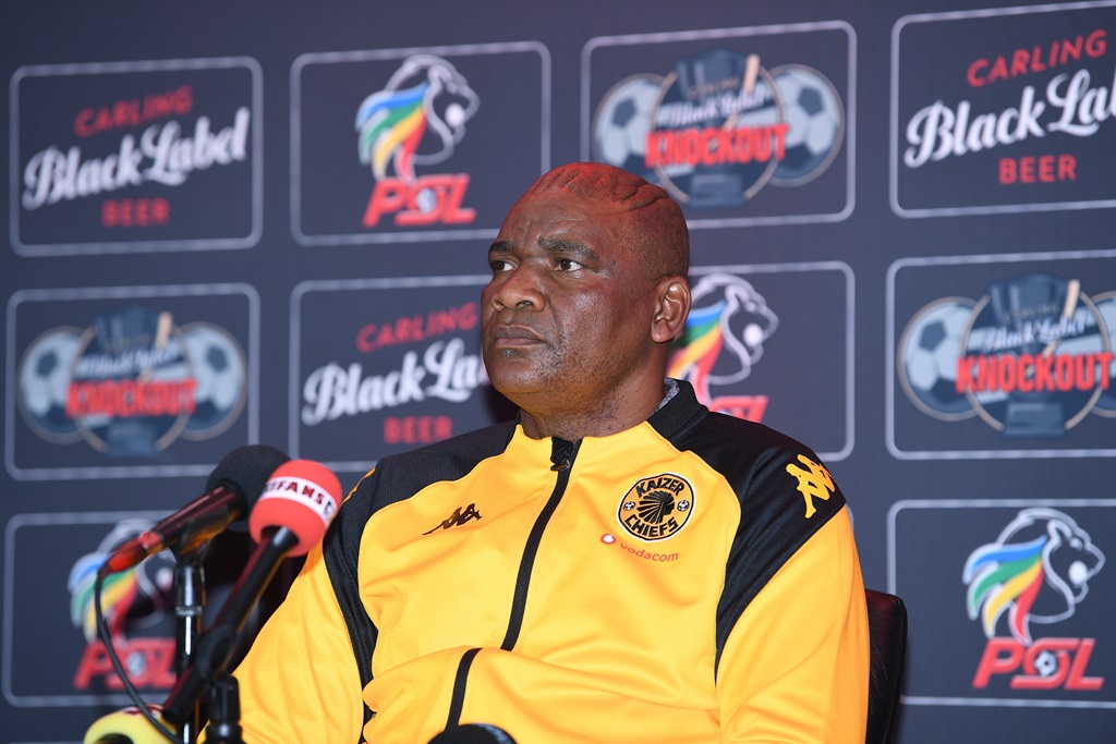 JOHANNESBURG, SOUTH AFRICA - OCTOBER 18: Kaizer Chiefs head coach Molefi Ntseki during the Gauteng press conference at PSL Headquarters on October 18, 2023 in Johannesburg, South Africa. (Photo by Lefty Shivambu/Gallo Images),PÓþwèÿ