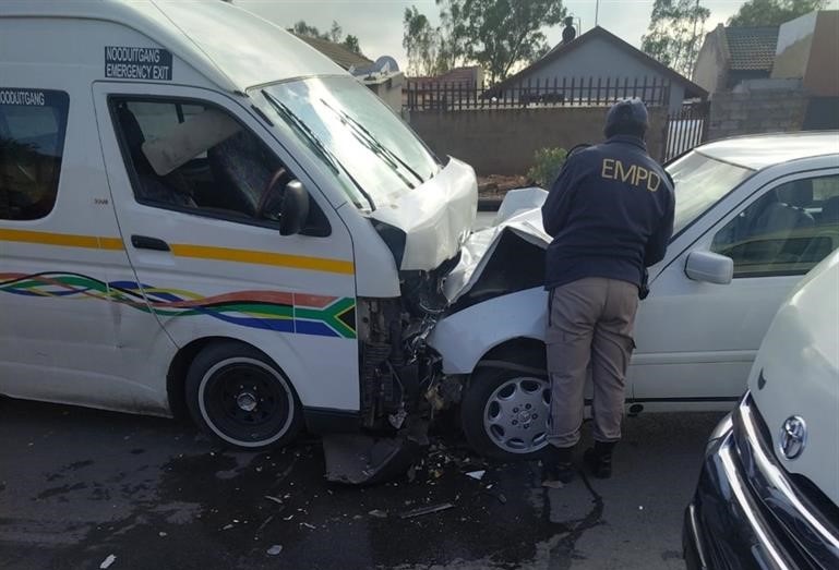 A scene of the crash between a taxi and a Mercedes-Benz. 