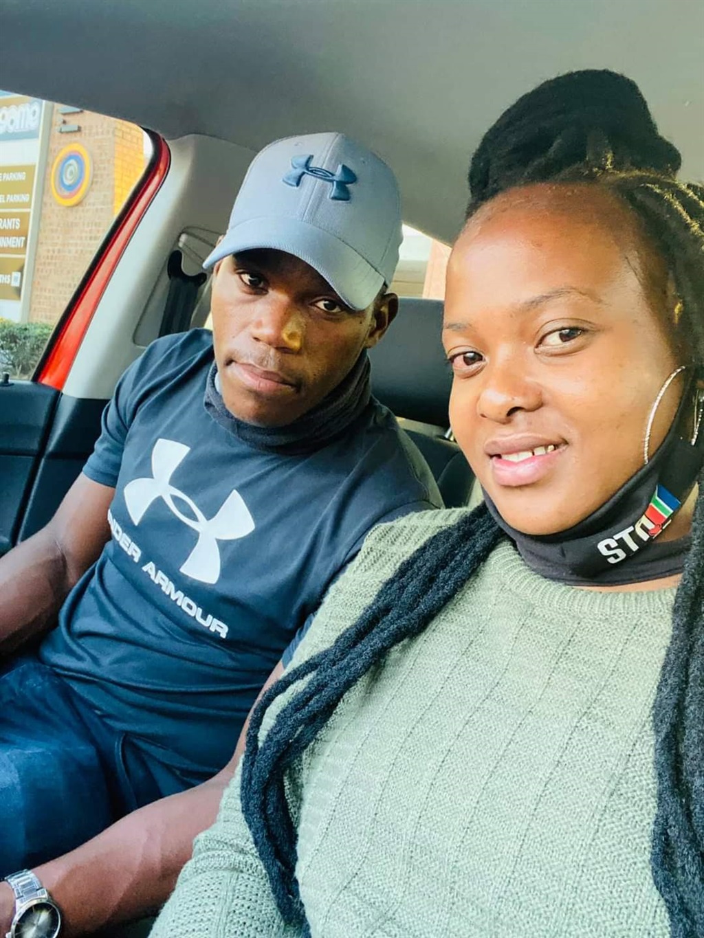 Lucky Maduna with his wife, Nonkululeko Mtsweni. P