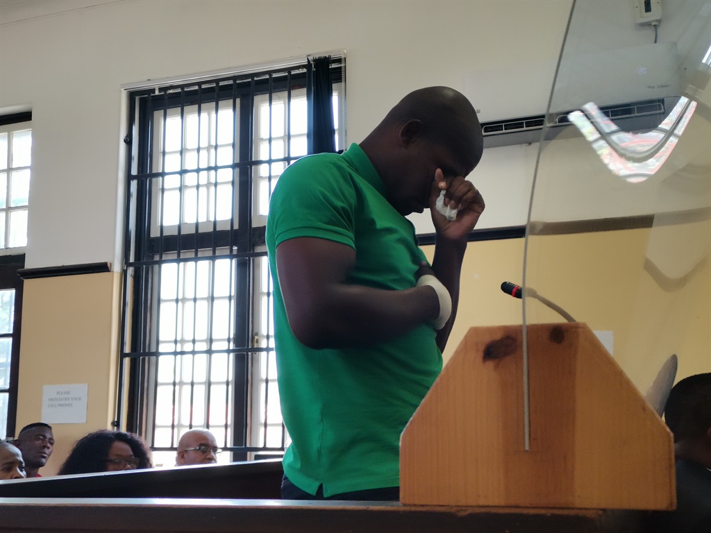 Constable Lucky Sandile Maduna has abandoned bail following a brief appearance in the Barberton Magistrates Court on Friday, 20 October.