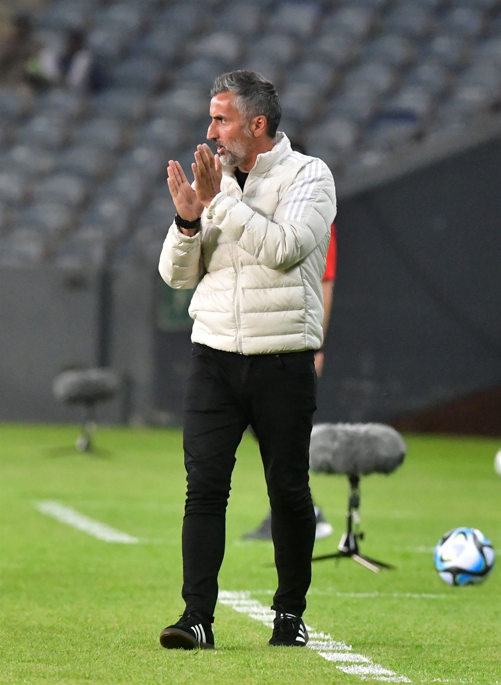 Carling Knockout Preview: Orlando Pirates Expected To See Off Struggling  Cape Town Spurs